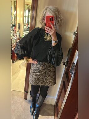 Ruffle Lantern Sleeve Blouse